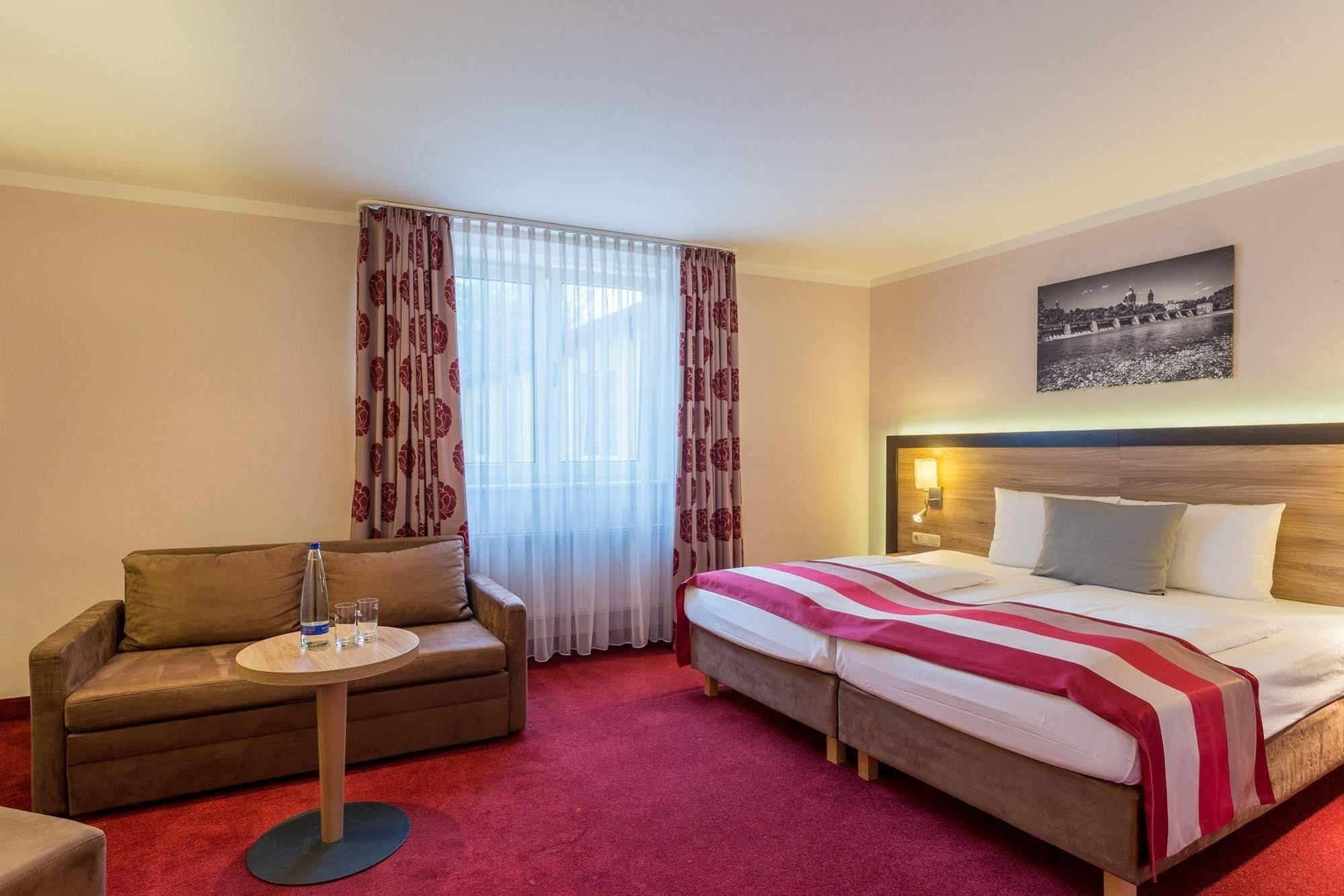 Hotel Wetterstein München Ngoại thất bức ảnh